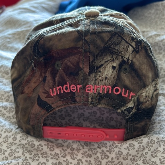 Under armour camo hat - Picture 2 of 3